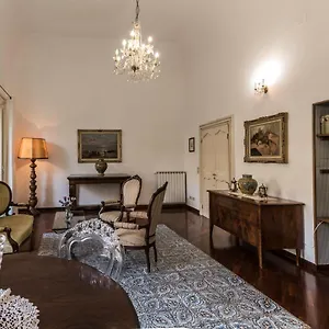 Palazzo Pace Al Cassaro , Palermo Italia
